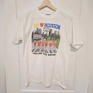 Vintage White T-shirt size Medium Houston Womens Basketball 1997